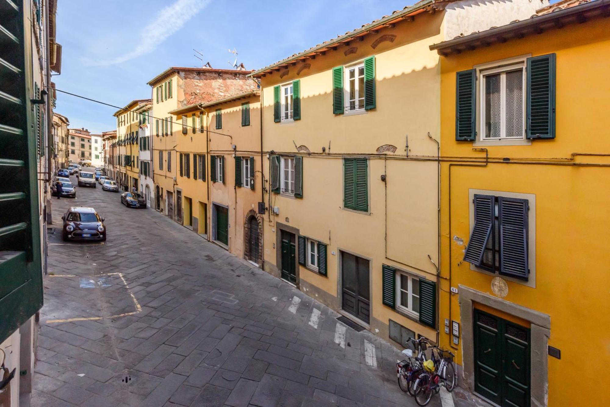 Heart Of Lucca Style Whitin The Walls Екстер'єр фото